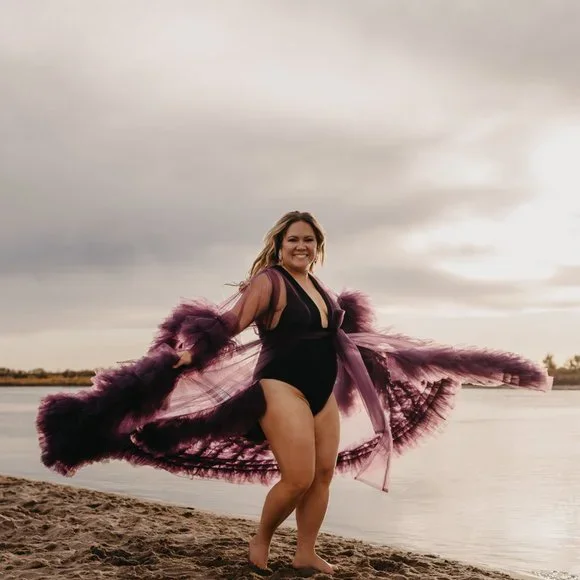 Frilly Purple Robe - Picture 2 of 3